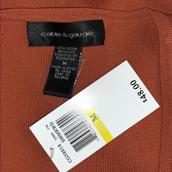 NWT Cable & Guage top with embellished neckline - Picture 2 of 7